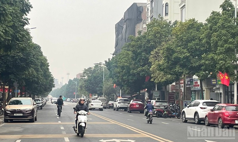 Dự báo khu vực Hà Nội có mưa vài nơi, sáng sớm có sương mù nhẹ. (Ảnh minh họa: Đ.T)