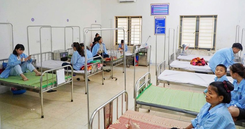 Nhiều bệnh nhân đặc biệt là những bệnh nhân mắc bệnh về máu rơi vào cảnh chờ đợi. 