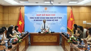 Ủy ban Nhà nước về người Việt Nam ở nước ngoài tổ chức gặp gỡ báo chí thông tin một số hoạt động cho kiều bào nhân kỷ niệm 80 năm Cách mạng tháng Tám và Quốc khánh 2/9. 