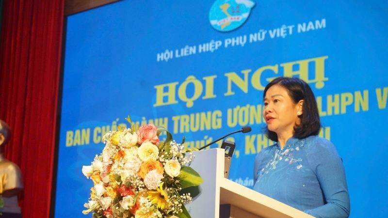 Chủ tịch Hội Liên hiệp Phụ nữ Việt Nam Nguyễn Thị Tuyến phát biểu khai mạc. z6666430290609-12515f392fa1908c2ed9814ca2f8451b.jpg