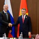 Thủ tướng Chính phủ Lê Minh Hưng tiếp Tổng Giám đốc Quỹ Đầu tư trực tiếp Nga Kirill Dmitriev. (Ảnh: XUÂN HƯNG)