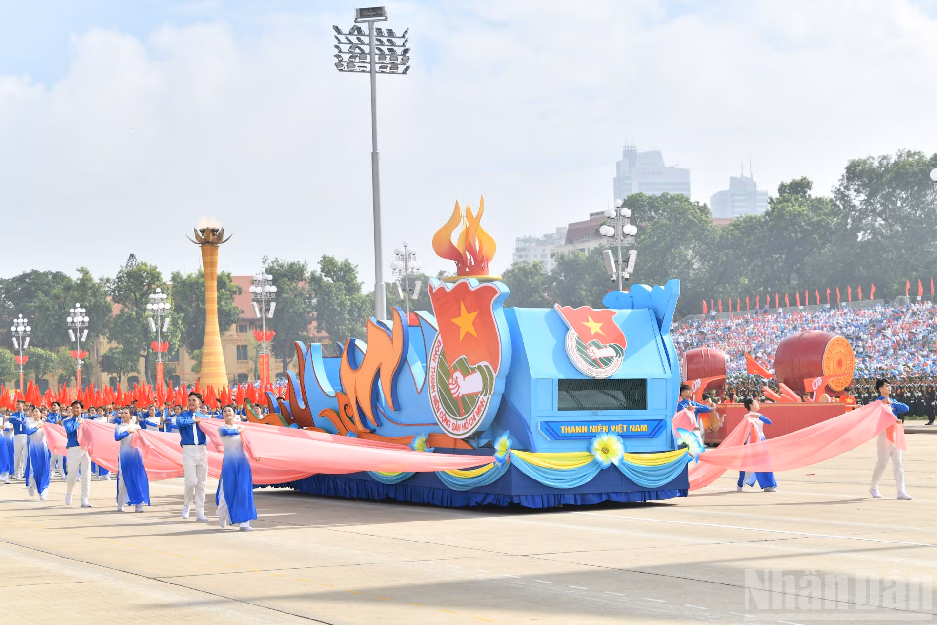 ndo_br_dieu-hanh-22-thanh-nien-vietnam.jpg