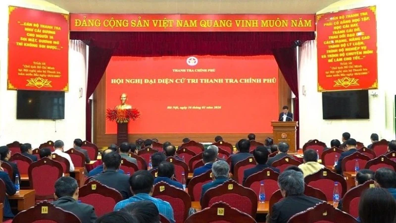 Toàn cảnh hội nghị.