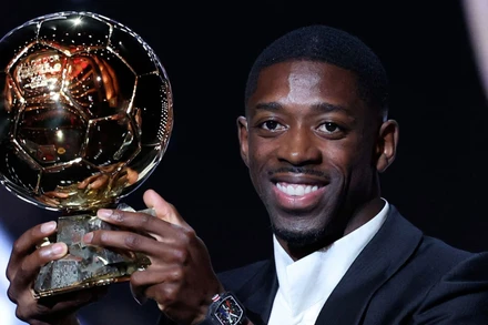 Ousmane Dembélé giành Quả bóng Vàng 2025. (Ảnh: UEFA)