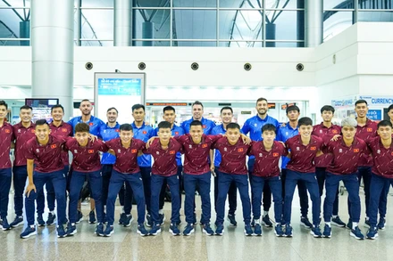 Các thành viên đội tuyển futsal Việt Nam lên đường tập huấn quốc tế. (Ảnh: VFF)