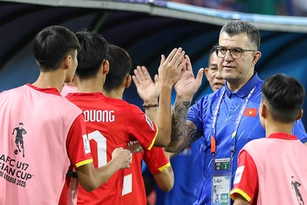 Thầy trò huấn luyện viên Cristiano Roland hướng tới Vòng loại U17 châu Á 2026 diễn ra vào tháng 11 tới đây. (Ảnh: VFF)