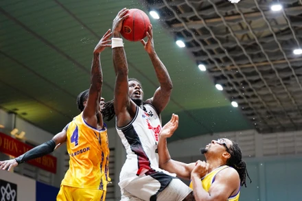 Saigon Heat giành chiến thắng trước Nha Trang Dolphins với tỷ số 91-88. (Ảnh: VBA)