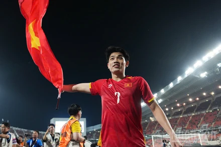 [Ảnh] Khoảnh khắc lịch sử của U22 Việt Nam tại SEA Games 33