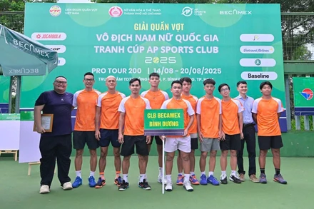 Vận động viên quần vợt Việt Nam hội tụ tại Giải VTF Pro Tour 200. (Ảnh: VTF)