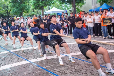 Các bạn trẻ được thi đấu tranh tài và rèn luyện sức khỏe. 