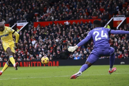 Mateta từng hai lần gieo sầu cho cổ động viên Quỷ đỏ ở lần chạm trán gần nhất. (Ảnh: CPFC)