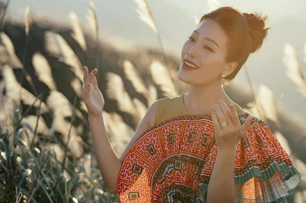 Sao Mai Huyền Trang ra mắt 2 MV chào mừng 80 năm Quốc khánh 2/9. (Ảnh: NVCC)