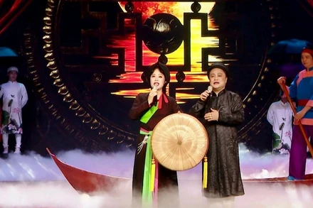 Phim tài liệu “Người giữ hồn di sản” tôn vinh cống hiến bền bỉ của Giáo sư, Tiến sĩ, nghệ sĩ Chu Bảo Quế trên hành trình gìn giữ, lan tỏa giá trị dân ca quan họ. (Ảnh: NHÀ SẢN XUẤT)