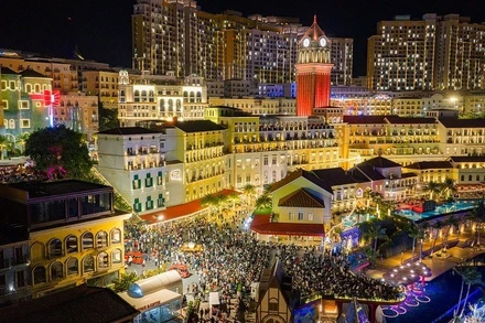 Các điểm đến ở Phú Quốc tấp nập du khách ngày đầu năm. (Ảnh: L.H) 