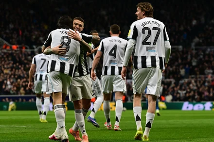 Các cầu thủ Newcastle United ăn mừng bàn thắng. (Ảnh: Newcastle United)