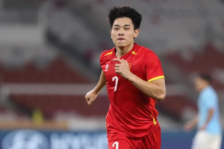 Đình Bắc ghi bàn thắng thứ hai ấn định chiến thắng 2-1 cho U23 Việt Nam. (Ảnh: VFF)