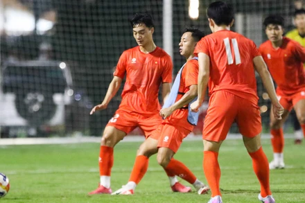 Các thành viên U23 Việt Nam đặt mục tiêu giành trọn 3 điểm trước U23 Campuchia. (Ảnh: VFF)