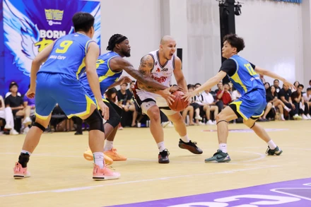 Saigon Heat vượt qua đội bóng cùng thành phố. (Ảnh: VBA)