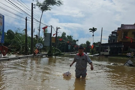 Viettel tiếp tục tăng cường lực lượng, thiết bị và phối hợp chặt chẽ với chính quyền địa phương để bảo đảm “mạch máu thông tin”.