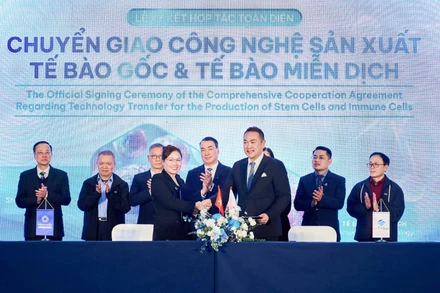 Lễ ký kết giữa hai đơn vị.