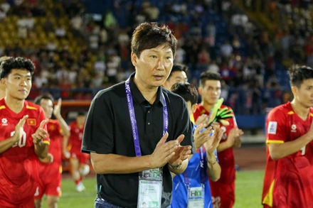 Huấn luyện viên Kim Sang Sik. (Ảnh: VFF)