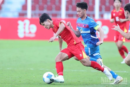 U22 Việt Nam sẽ chạm trái U22 Thái Lan trong trận chung kết diễn ra lúc 19 giờ 30 phút.