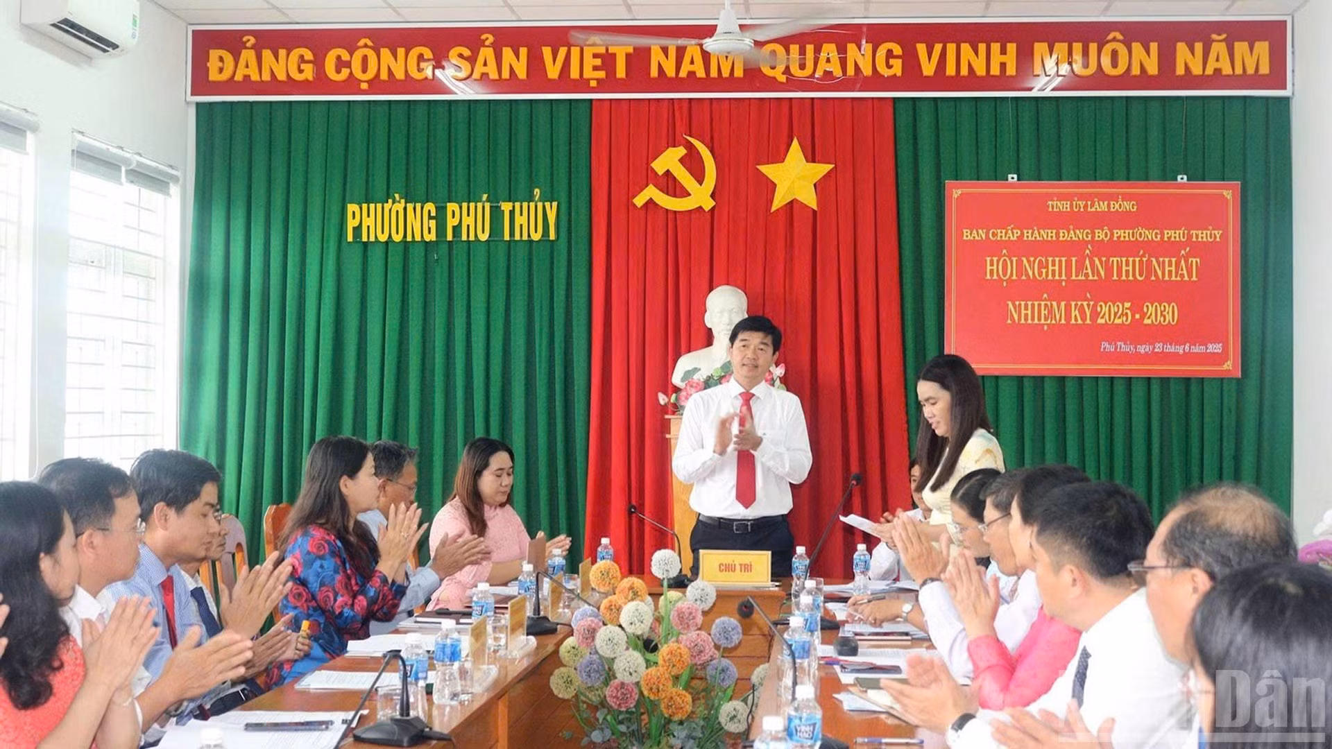 ndo_br_phu-thuy-4.jpg