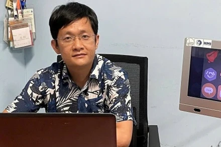 Phó Giáo sư, Tiến sĩ Lê Thanh Hà.