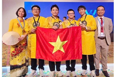 Đội tuyển Việt Nam tại kỳ thi Olympic Hóa học quốc tế (ICHO) lần thứ 57, năm 2025.