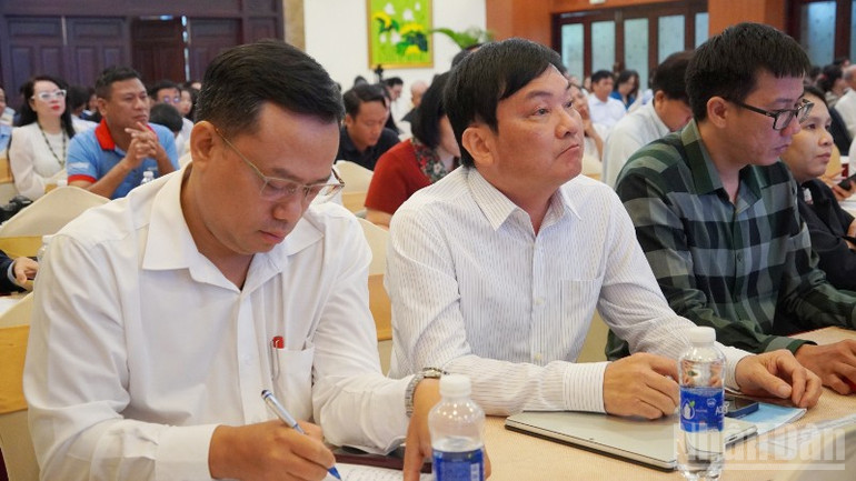 Các đại biểu tham dự hội thảo. ndo_br_dsc02728-230.jpg