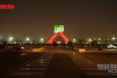 [Video] Iran siết chặt biểu tình, Mỹ điều tàu sân bay tới Trung Đông