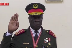 [Video] Guinea-Bissau có tổng thống chuyển tiếp sau đảo chính, cựu lãnh đạo sang Senegal 