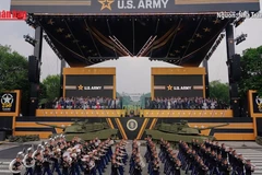 [Video] Lục quân Mỹ duyệt binh lớn nhất hơn 30 năm tại Washington