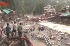 [Video] Ấn Độ và Pakistan bị ảnh hưởng nặng nề bởi mưa lũ