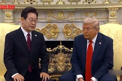 [Video] Tổng thống Hàn Quốc đánh giá cao vai trò của ông Donald Trump trong quan hệ liên Triều 