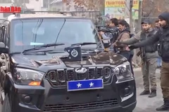 [Video] Đồn cảnh sát ở Kashmir, Ấn Độ phát nổ khiến 41 người thương vong 