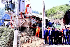 Đóng điện thôn Vàng On, xã Hùng Lợi, tỉnh Tuyên Quang.