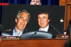 [Video] Quốc hội Mỹ thông qua dự luật giải mật hồ sơ liên quan tới J. Epstein 