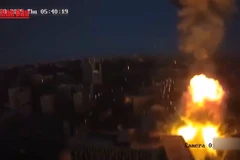 [Video] Nga và Ukraine tiếp tục không kích lẫn nhau 