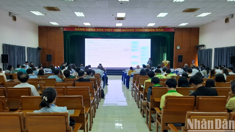 Quang cảnh hội thảo