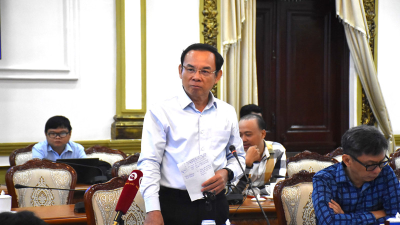 Đồng chí Nguyễn Văn Nên, Bí thư Thành ủy Thành phố Hồ Chí Minh phát biểu tại buổi gặp gỡ.