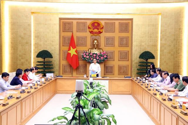 Phó Thủ tướng Vũ Đức Đam cho rằng phương thức thực hiện các chính sách xã hội trong giai đoạn sắp tới cần mở rộng, có sự đổi mới. (Ảnh: VGP/Đình Nam)