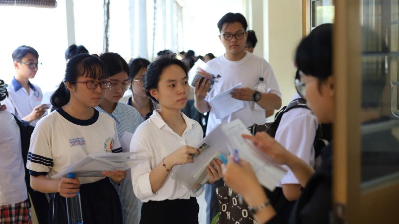 Các thí sinh tham gia Kỳ thi Đánh giá năng lực đợt 1 năm 2025.