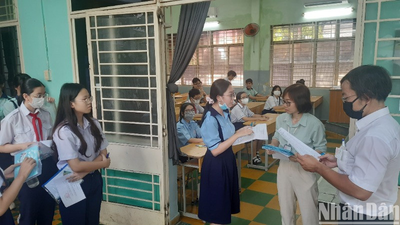 Học sinh Thành phố Hồ Chí Minh tham gia kỳ thi lớp 10 công lập năm học 2024-2025.