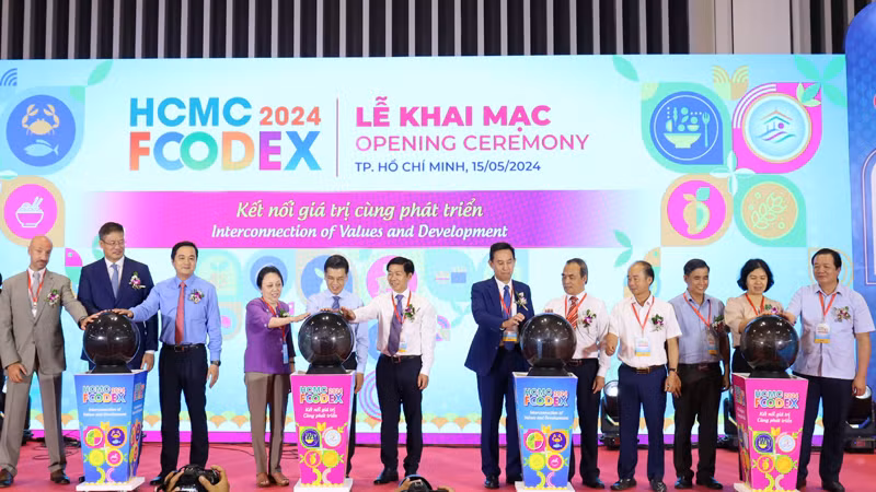 Nghi thức khai mạc Triển lãm Quốc tế ngành Lương thực thực phẩm Thành phố Hồ Chí Minh 2024.