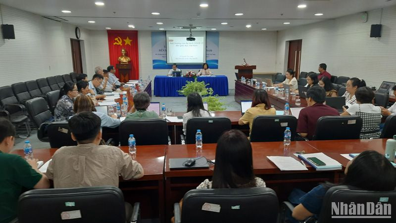 Quang cảnh Hội thảo khoa học “Tác động của đại dịch Covid-19 đến một số lĩnh vực xã hội ở Việt Nam”.