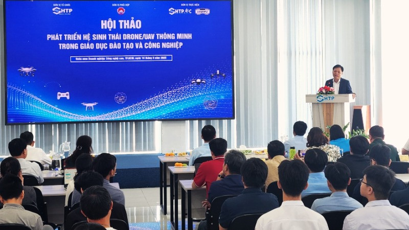 Quang cảnh hội thảo.