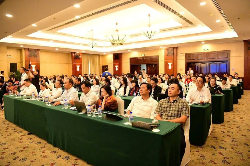 Hội thảo “Tháo gỡ bất cập chính sách để phát huy vai trò của kinh tế tư nhân trong nền kinh tế Việt Nam” do Báo Nhân Dân phối hợp Đài Truyền hình Việt Nam và Hiệp hội Doanh nghiệp Thành phố Hồ Chí Minh tổ chức.
