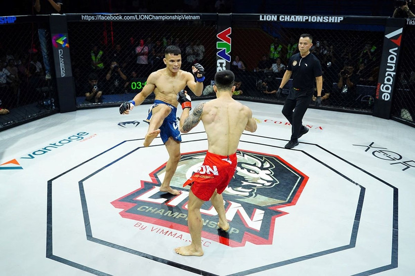 Trận chung kết LION Championship 23 giữa hai võ sĩ Lê Văn Tuần và Phạm Văn Nam. (Ảnh LION Championship)
