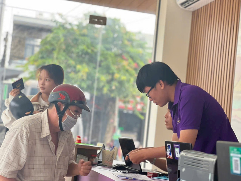 Vấn đề dịch chuyển lao động từ khu vực công sang tư đang là thực trạng cần nghiên cứu và có giải pháp linh động. (Ảnh HAVI TOURIST)
